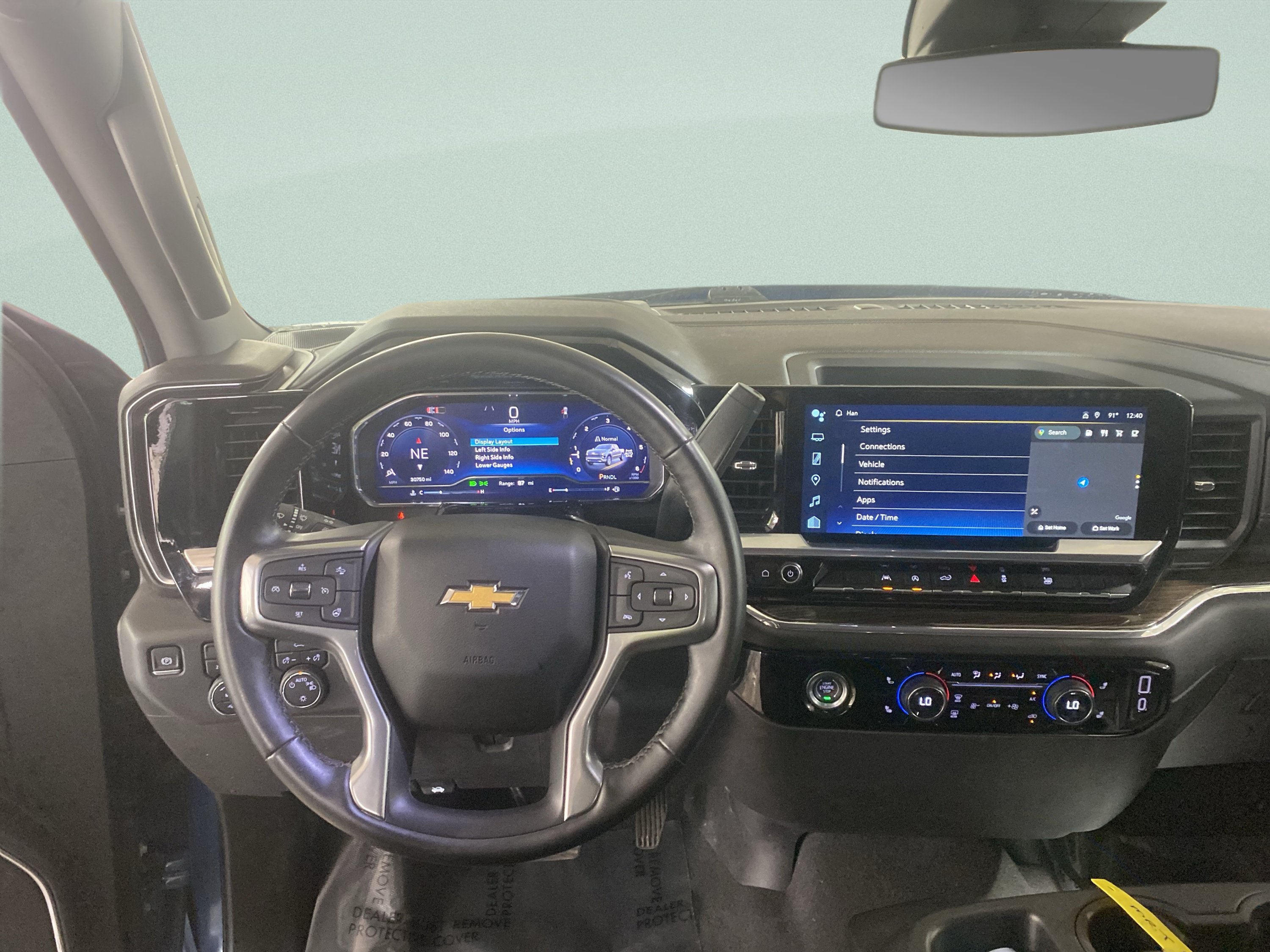 Used 2024 Chevrolet Silverado 1500 LT AWD/4WD image 17