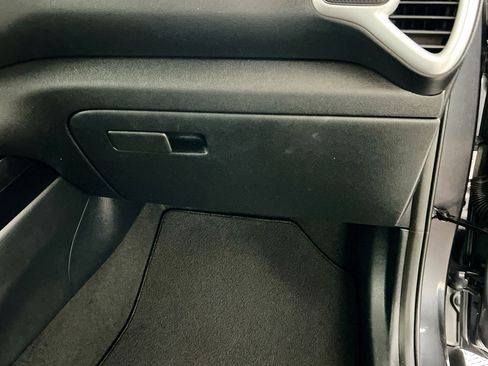 Used 2022 Kia Soul LX image 33