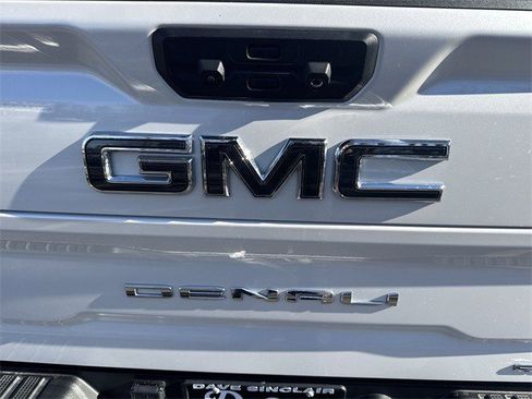 Used 2025 GMC Sierra 2500 Denali Ultimate image 36