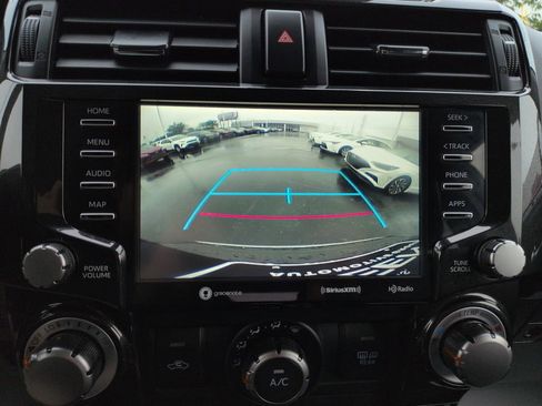 Used 2023 Toyota 4Runner TRD Off-Road Premium w/ Moonroof Package AWD/4WD image 20