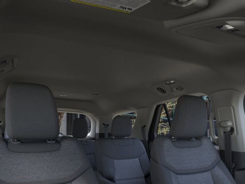New 2026 Ford Explorer Active AWD/4WD image 22