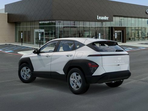 New 2027 Hyundai Kona SE FWD image 5