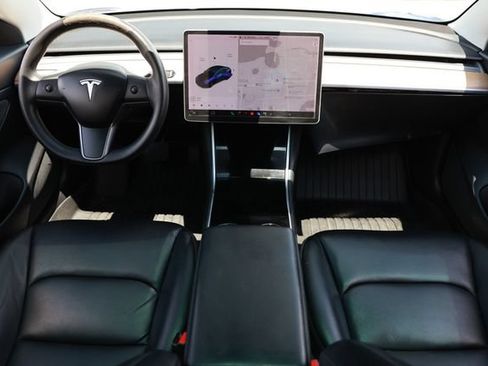 Used 2020 Tesla Model 3 Standard Range Plus RWD image 24