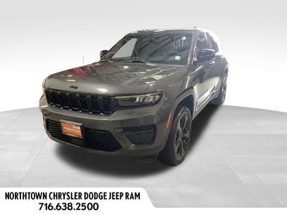 Used 2023 Jeep Grand Cherokee Altitude
