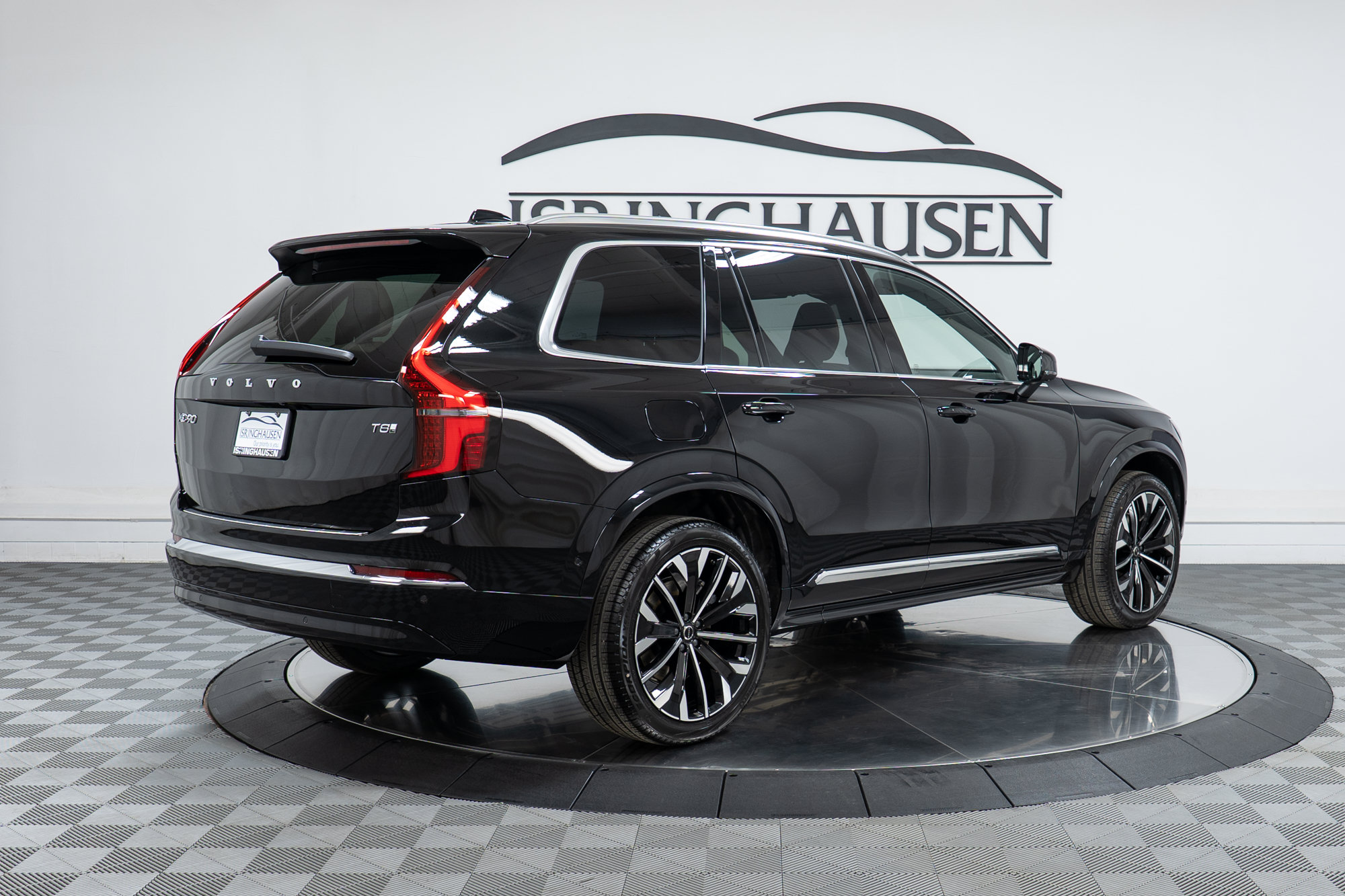 New 2026 Volvo XC90 T8 Plus w/ Protection Package Premier AWD/4WD image 5