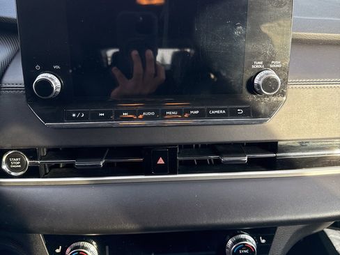 Used 2024 Mitsubishi Outlander SE Black Edition image 13