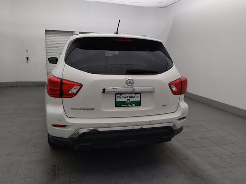 Used 2018 Nissan Pathfinder SV FWD image 6