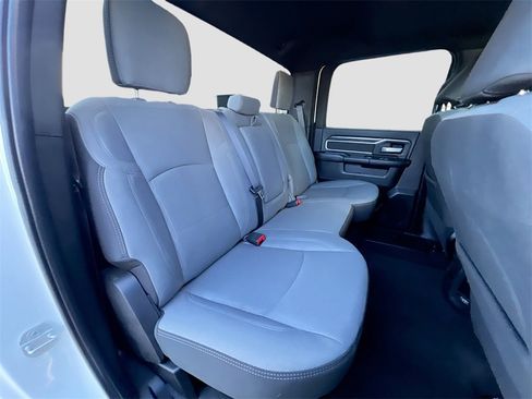 Used 2024 RAM 2500 Big Horn image 25