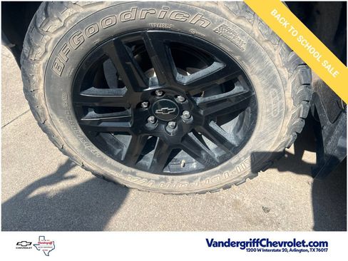 Used 2024 Chevrolet Silverado 1500 RST w/ Convenience Package II AWD/4WD image 13