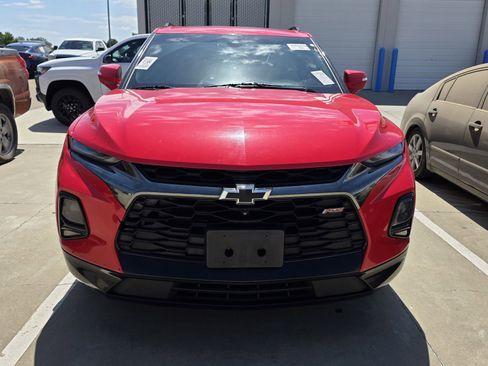Used 2019 Chevrolet Blazer RS FWD image 2