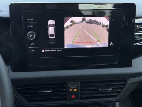 Used 2025 Volkswagen Jetta Sport FWD image 16