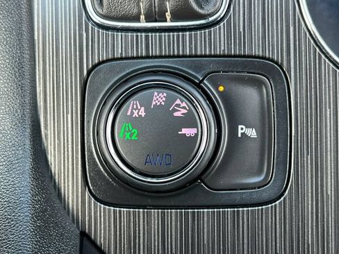 Used 2019 GMC Acadia SLT AWD/4WD image 31