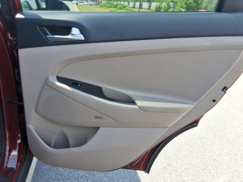 Used 2020 Hyundai Tucson Sport FWD image 25