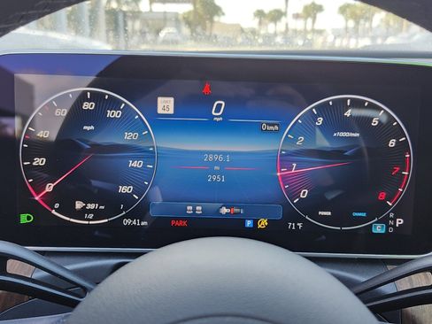 Certified 2024 Mercedes-Benz CLE 300 4MATIC Coupe image 31