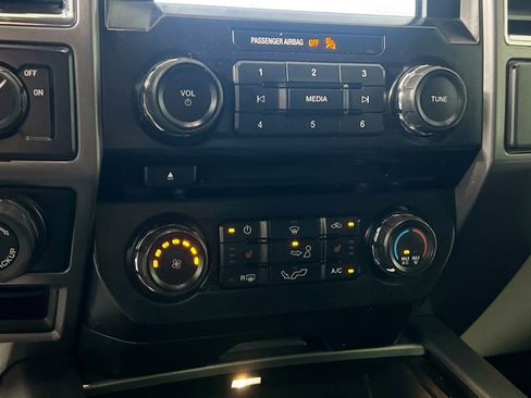 Used 2016 Ford F150 XLT w/ Equipment Group 302A Luxury RWD image 25