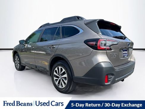 Used 2021 Subaru Outback Premium w/ Popular Package #1 AWD/4WD image 6