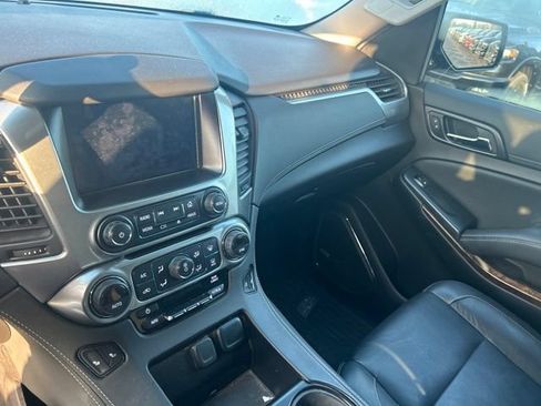 Used 2019 Chevrolet Suburban LT AWD/4WD image 12