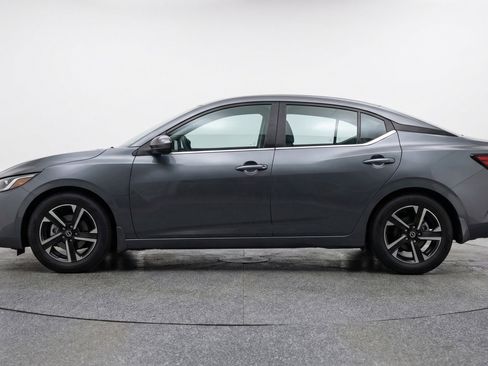 Used 2025 Nissan Sentra SV FWD image 5