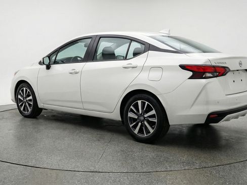 Used 2025 Nissan Versa SV FWD image 6