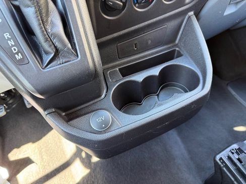 Used 2018 Ford Transit 150 XLT image 27