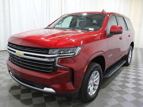 Used 2024 Chevrolet Tahoe LT w/ Luxury Package image 42