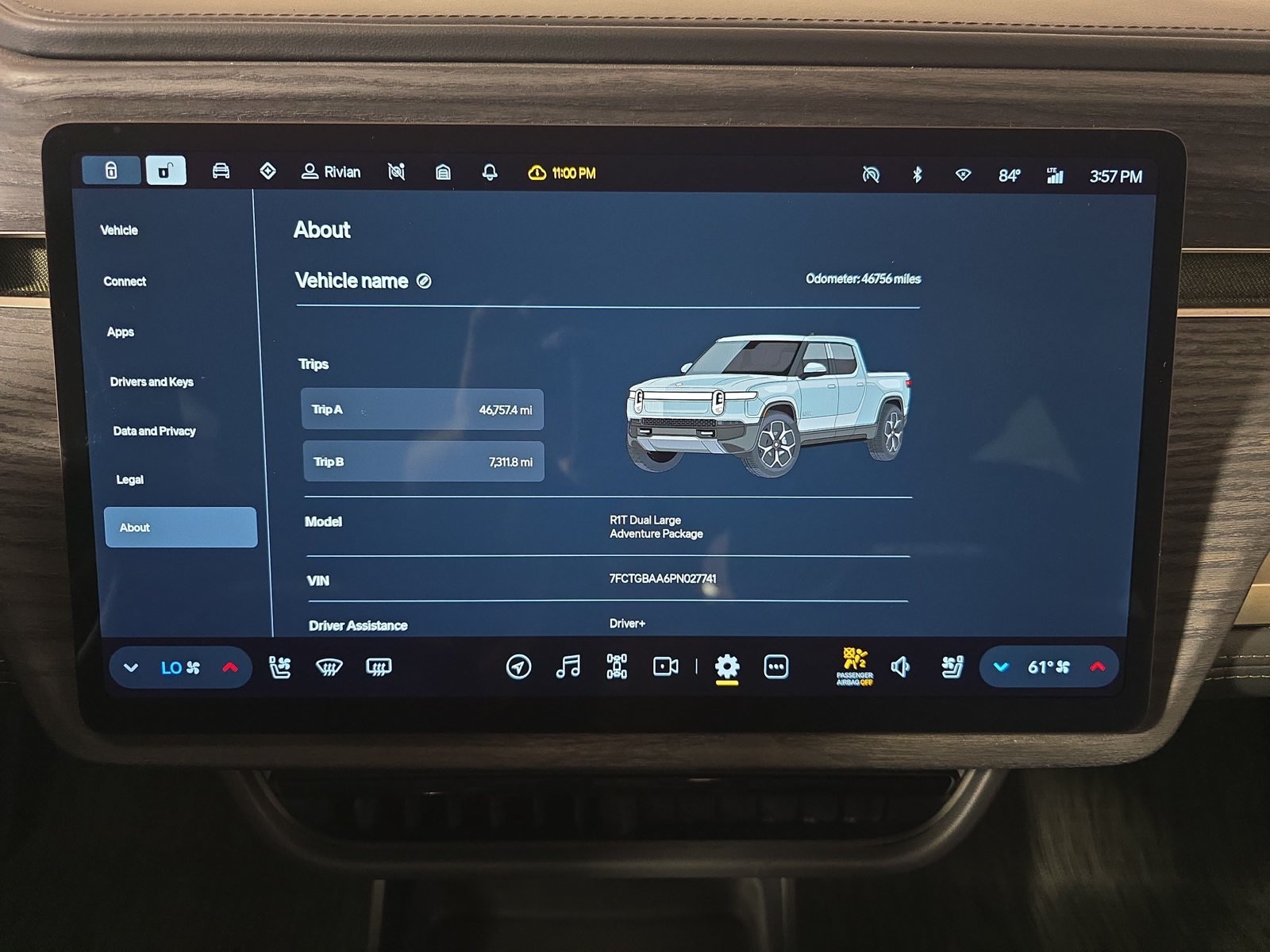 Used 2023 Rivian R1T Adventure Dual AWD/4WD image 27
