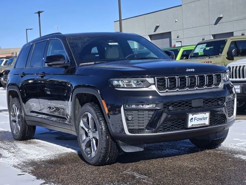 New 2026 Jeep Grand Cherokee Limited w/ Luxury Tech Group II AWD/4WD image 2