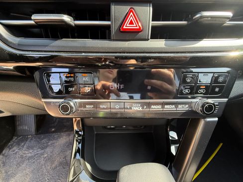 New 2026 Kia Seltos S AWD/4WD image 16
