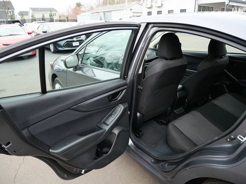 Used 2019 Subaru Impreza 2.0i image 25