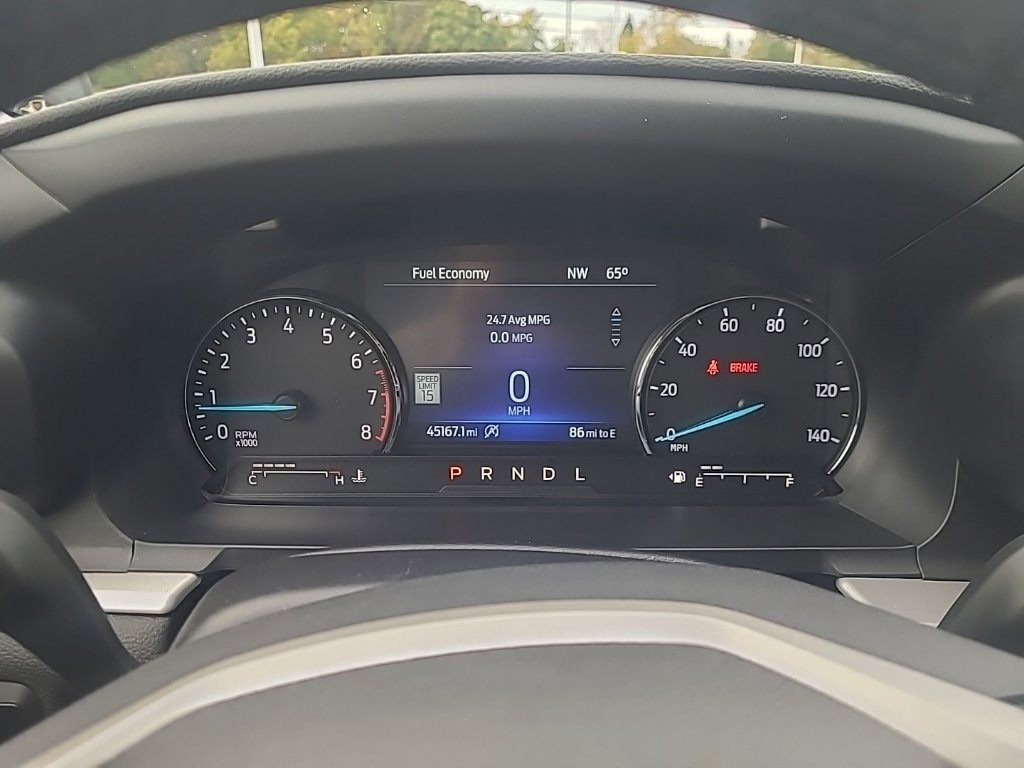 Used 2023 Ford Explorer XLT w/ Equipment Group 202A AWD/4WD image 16