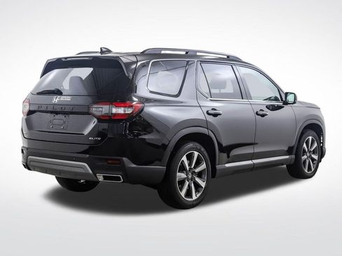 Used 2025 Honda Pilot Elite image 5