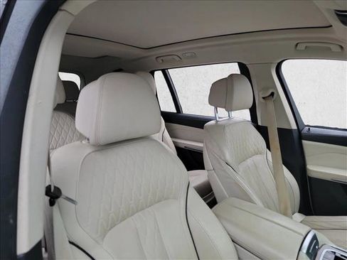 Used 2020 BMW X7 xDrive40i w/ Premium Package image 15