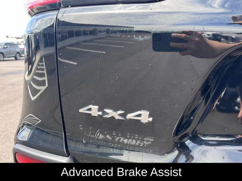 Used 2019 Jeep Cherokee Limited w/ Luxury Group AWD/4WD image 6