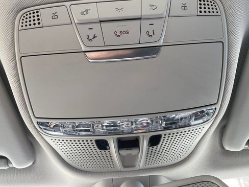 Used 2017 Mercedes-Benz C 300 Sedan image 27