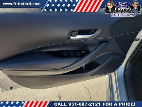 Used 2019 Toyota Corolla SE w/ Carpet Mat Package image 12