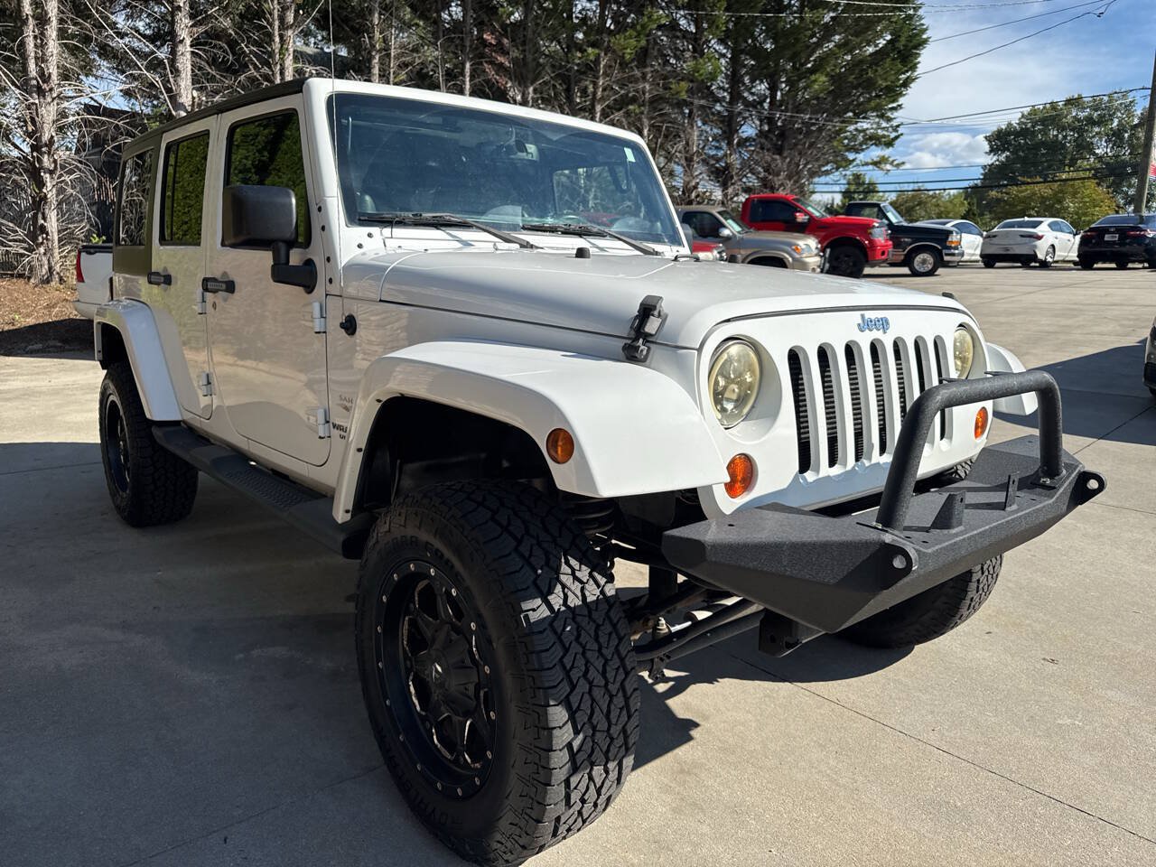 Used 2013 Jeep Wrangler Unlimited Sahara w/ Dual Top Group AWD/4WD image 7