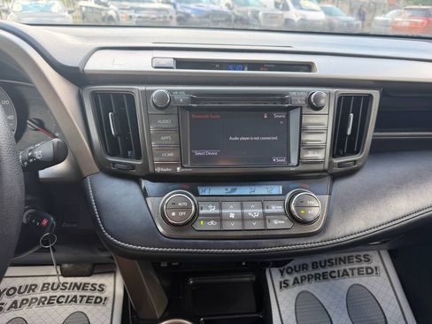 Used 2014 Toyota RAV4 XLE AWD/4WD image 14