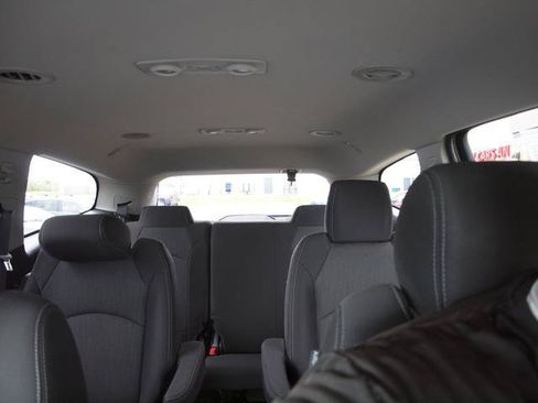 Used 2017 Chevrolet Traverse LT AWD/4WD image 13