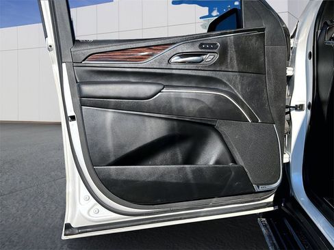 Used 2021 Cadillac Escalade Premium Luxury w/ Driver Assist Tech Package image 19
