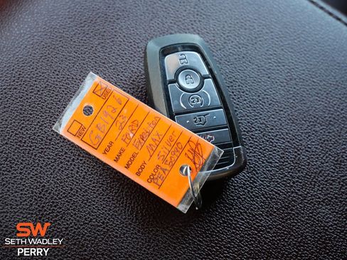 Used 2023 Ford Expedition Max Limited image 24