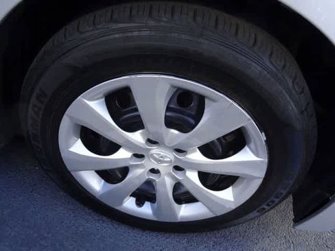 Used 2023 Toyota Corolla LE image 17