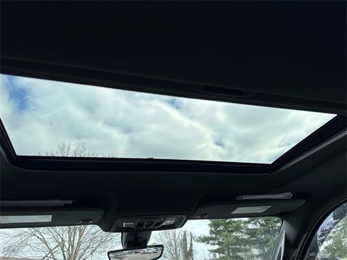 Used 2021 GMC Sierra 1500 Denali w/ Technology Package image 21