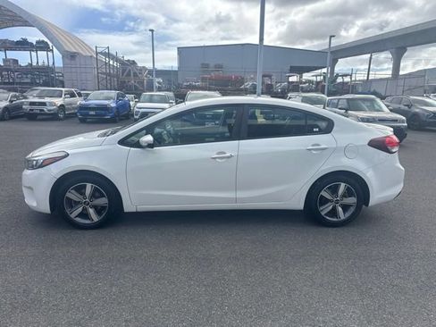 Used 2018 Kia Forte S FWD image 2