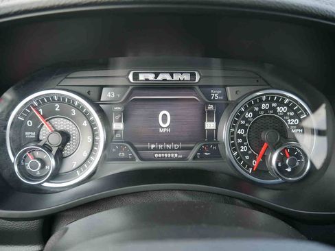 Used 2019 RAM 3500 Laramie image 54