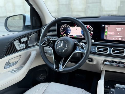 Used 2026 Mercedes-Benz GLE 450e 4MATIC image 19