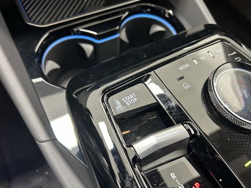 Used 2025 BMW i5 M60 w/ Premium Package image 21