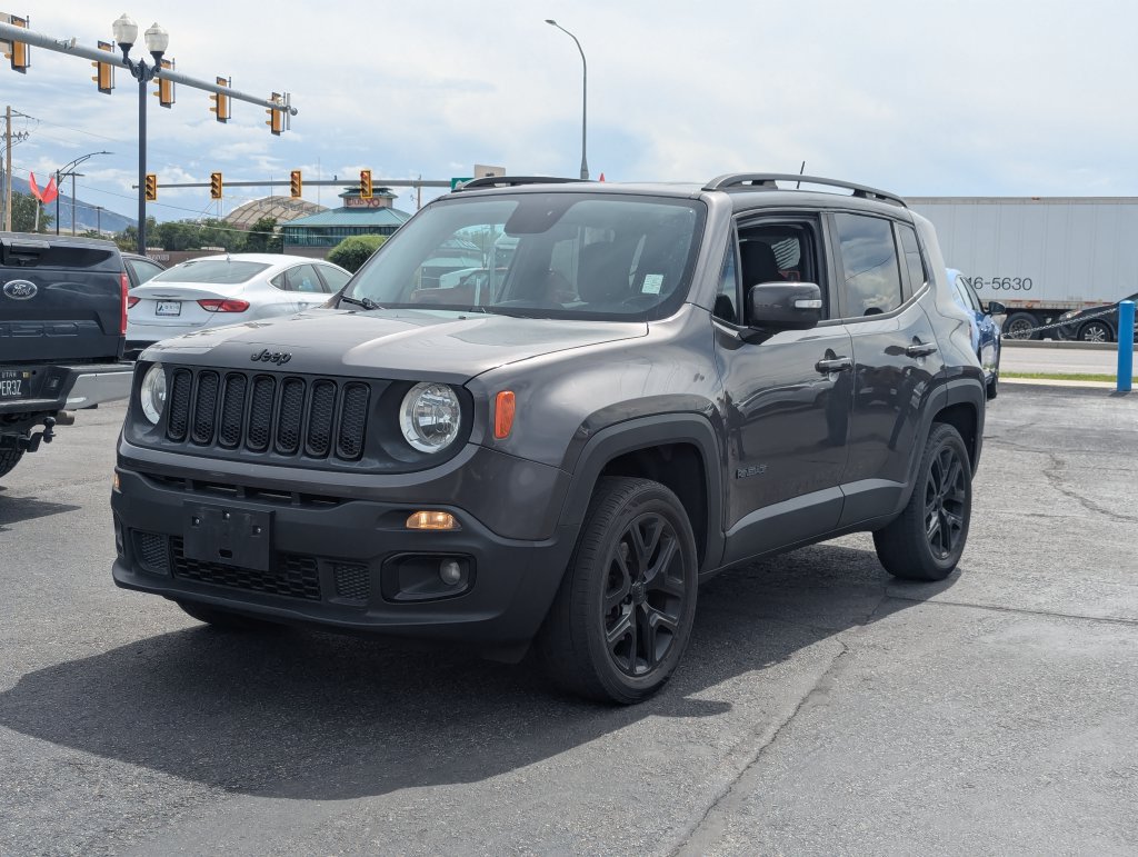 Used 2016 Jeep Renegade Latitude AWD/4WD image 8