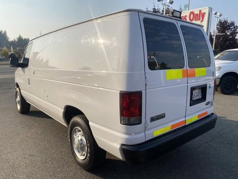 Used 2010 Ford E-250 and Econoline 250 image 7