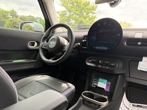 New 2026 MINI Cooper 4-Door Hardtop FWD image 6
