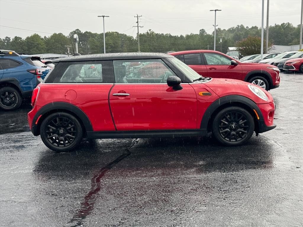 Used 2019 MINI Cooper 2-Door Hardtop FWD image 2
